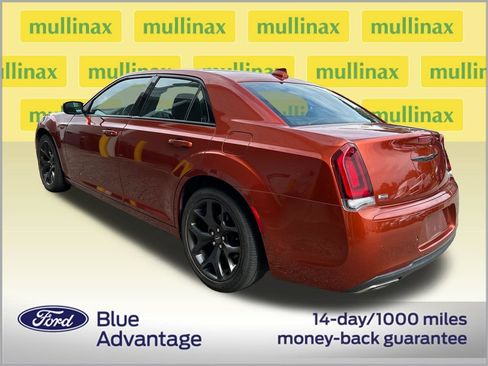 Used 2021 Chrysler 300 S RWD image 3