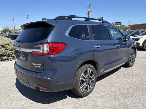 Used 2024 Subaru Ascent Touring AWD/4WD image 3