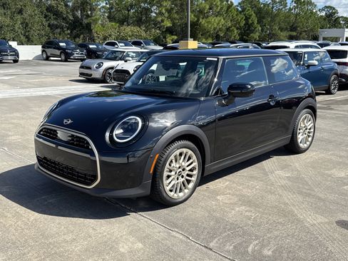 New 2026 MINI Cooper 2-Door Hardtop image 3