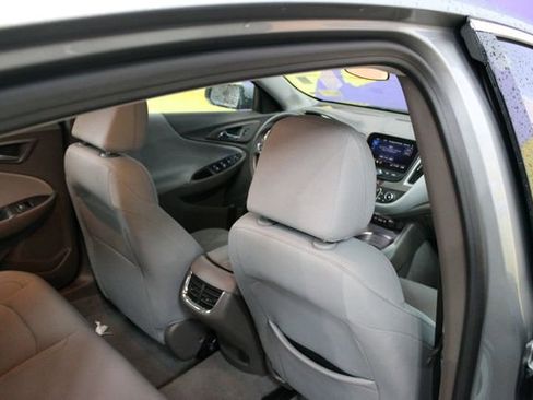 Used 2024 Chevrolet Malibu LT FWD image 10
