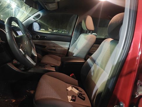 Used 2014 Toyota Tacoma 4x4 Double Cab image 7