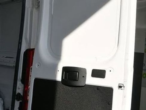 Used 2023 RAM ProMaster 2500 image 13