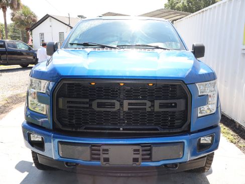 Used 2017 Ford F150 XLT w/ Equipment Group 302A Luxury AWD/4WD image 6