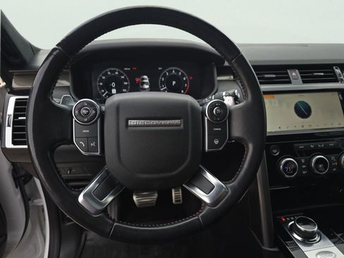 Used 2018 Land Rover Discovery HSE Luxury AWD/4WD image 25