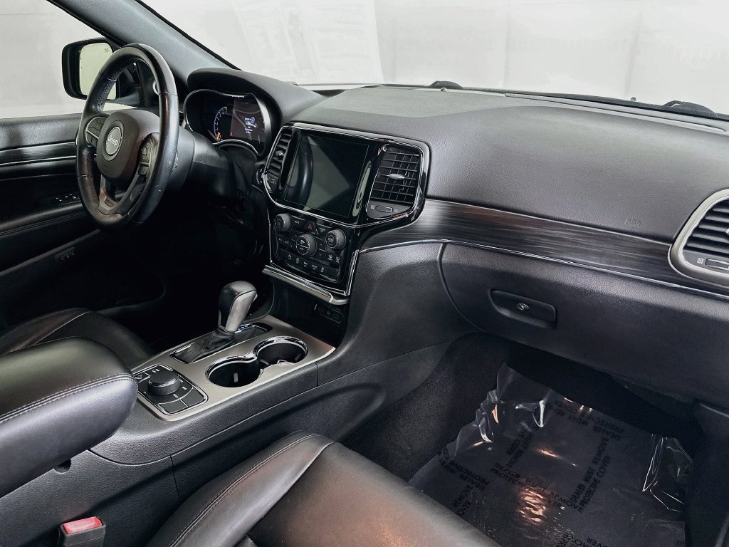 Certified 2019 Jeep Grand Cherokee Limited AWD/4WD image 38