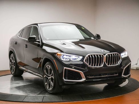 Used 2022 BMW X6 xDrive40i w/ Executive Package AWD/4WD image 3