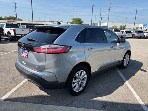 Used 2024 Ford Edge Titanium image 6