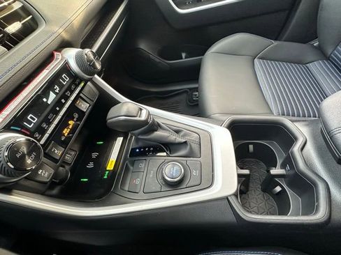 Used 2025 Toyota RAV4 XSE image 28
