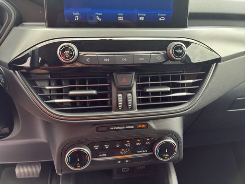 Used 2024 Ford Escape Active FWD image 17