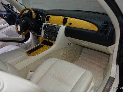 Used 2002 Lexus SC 430 Convertible RWD image 16