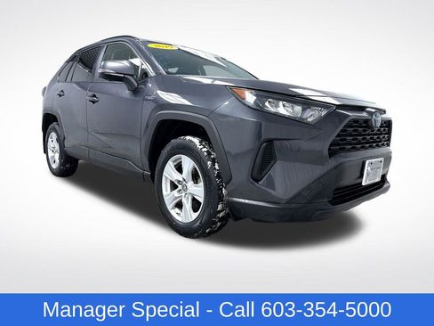 Used 2019 Toyota RAV4 LE w/ Carpet Mat Package image 1