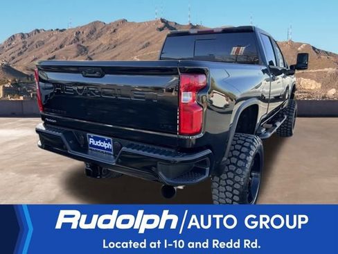 Used 2021 Chevrolet Silverado 2500 LTZ w/ LTZ Plus Package image 5