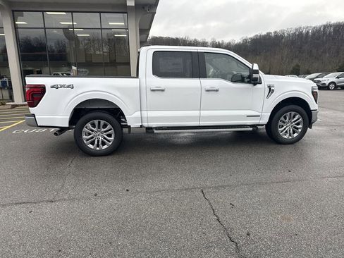 New 2025 Ford F150 Lariat w/ Equipment Group 501A Mid image 4