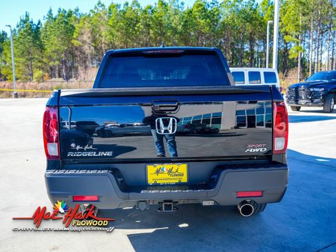 Used 2023 Honda Ridgeline Sport image 8