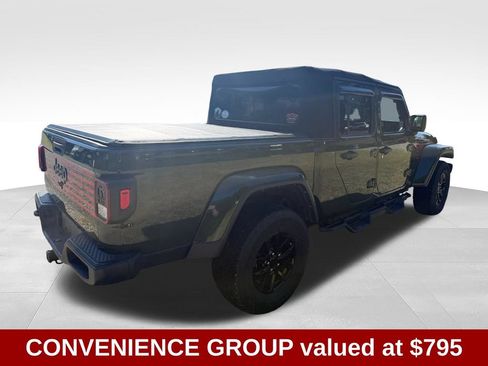 Used 2022 Jeep Gladiator Sport AWD/4WD image 6