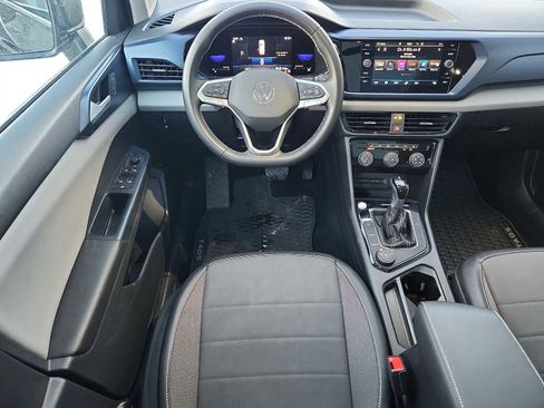 Used 2023 Volkswagen Taos SE image 11