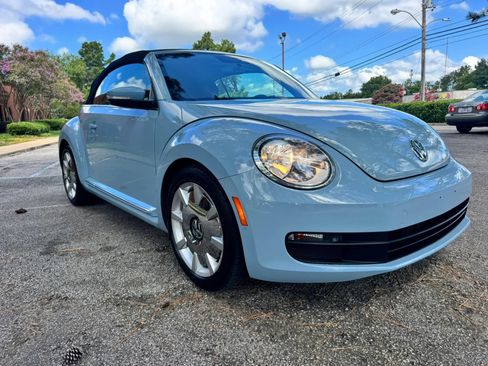 Used 2013 Volkswagen Beetle 2.5 FWD image 14