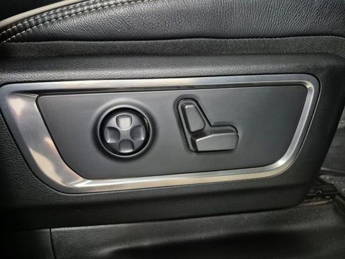 Used 2021 RAM 1500 Limited AWD/4WD image 34