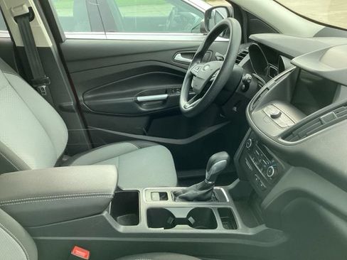 Used 2019 Ford Escape SE FWD image 18