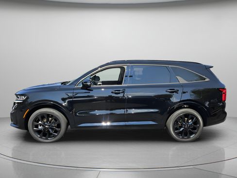 Used 2023 Kia Sorento SX FWD image 2
