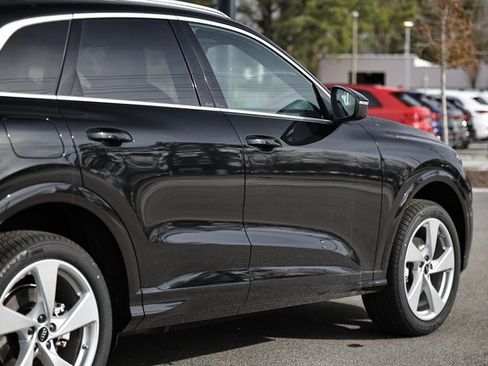New 2025 Audi Q5 Premium Plus image 8