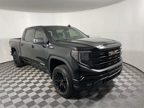 Used 2025 GMC Sierra 1500 Elevation image 7