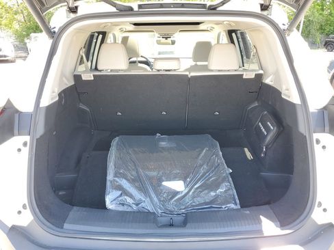 Used 2023 Nissan Rogue SL w/ SL Premium Package AWD/4WD image 8