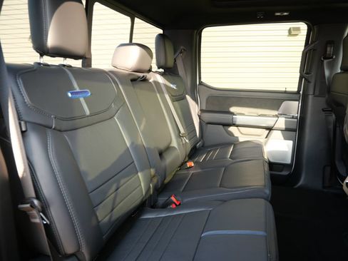 New 2026 Ford F450 Platinum w/ FX4 Off-Road Package AWD/4WD image 15