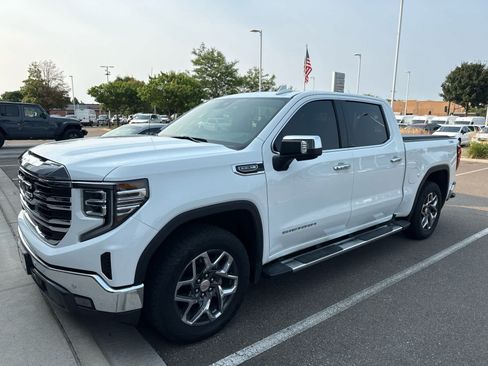 Used 2025 GMC Sierra 1500 SLT w/ SLT Premium Plus Package AWD/4WD image 2