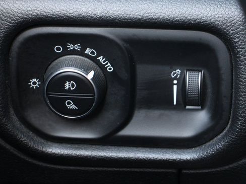 Used 2021 RAM 1500 Big Horn AWD/4WD image 18