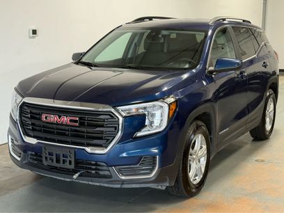 Used 2022 GMC Terrain SLE w/ Driver Convenience Package