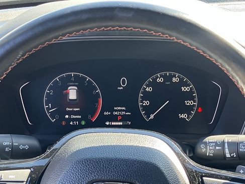 Used 2024 Honda Pilot TrailSport image 23