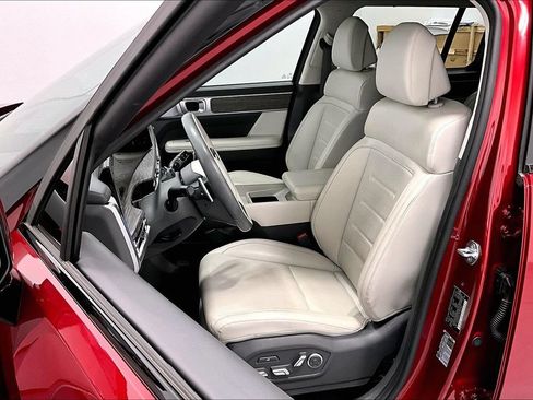 Used 2025 Hyundai Santa Fe Calligraphy FWD image 31