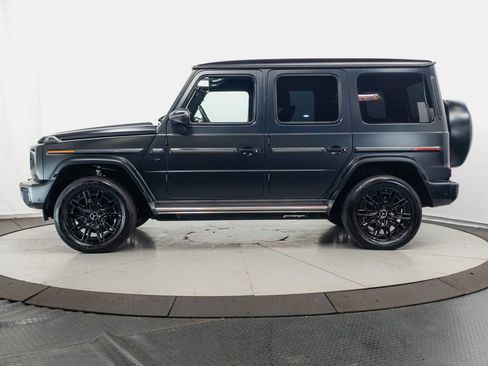 Used 2025 Mercedes-Benz G 580 w/ Seat Comfort Package image 4