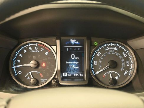 Used 2023 Toyota Tacoma TRD Sport image 13