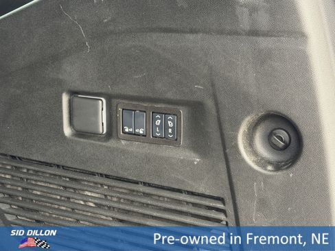 Certified 2025 Chevrolet Suburban High Country image 6