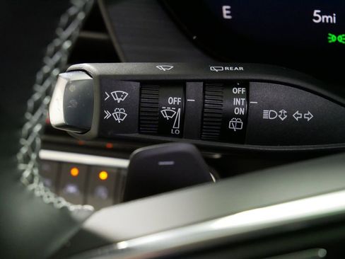 New 2026 Buick Envision Sport Touring image 24