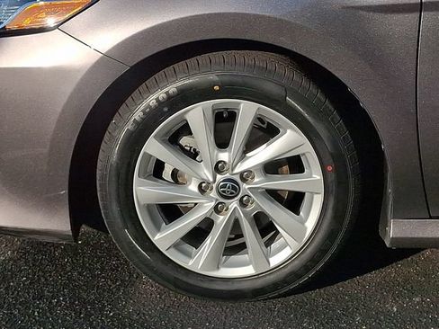 Used 2023 Toyota Camry LE FWD image 8