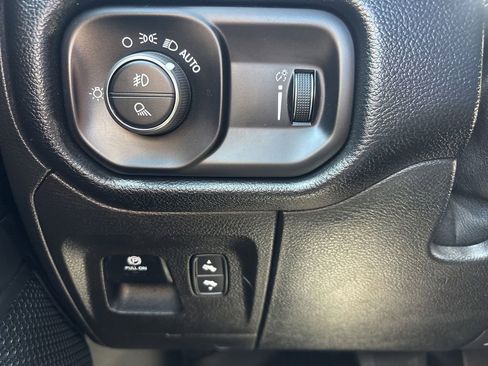 Used 2021 RAM 1500 Big Horn AWD/4WD image 29