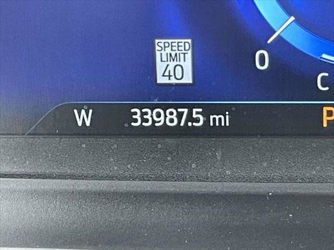 Used 2022 Ford Explorer King Ranch w/ Premium Technology Package image 27