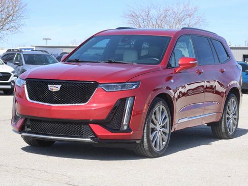 Used 2020 Cadillac XT6 Sport image 6