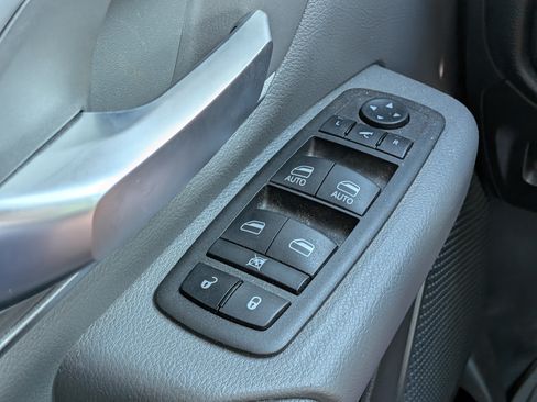 Used 2022 RAM 1500 Big Horn RWD image 19