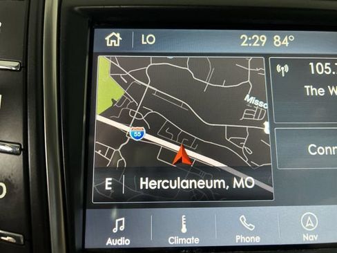 Used 2020 Lincoln Nautilus Reserve AWD/4WD image 14