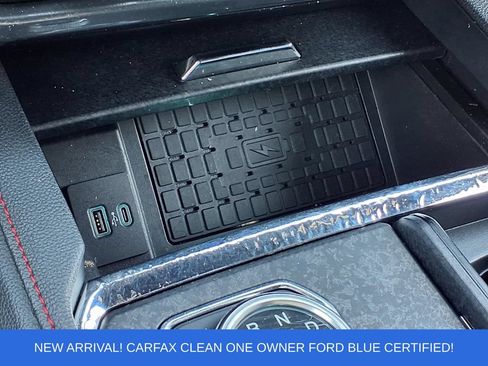 Used 2023 Ford Expedition Limited AWD/4WD image 16