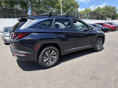 Used 2024 Hyundai Tucson Blue AWD/4WD image 6