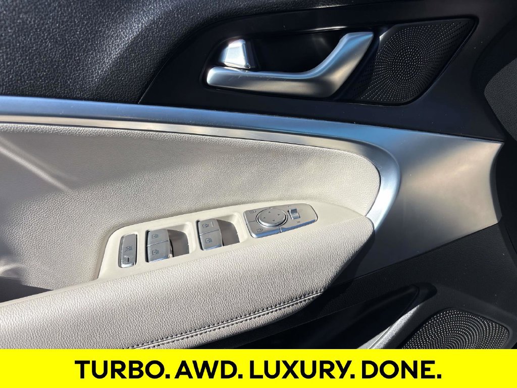 Used 2023 Genesis G70 2.0T AWD/4WD image 14