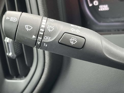 Certified 2024 Chevrolet Silverado 2500 Custom w/ Custom Value Package image 25