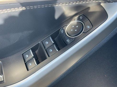 Used 2021 Ford Explorer Limited w/ Equipment Group 301A image 25