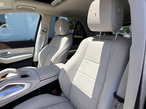 Used 2023 Mercedes-Benz GLE 350 4MATIC image 16