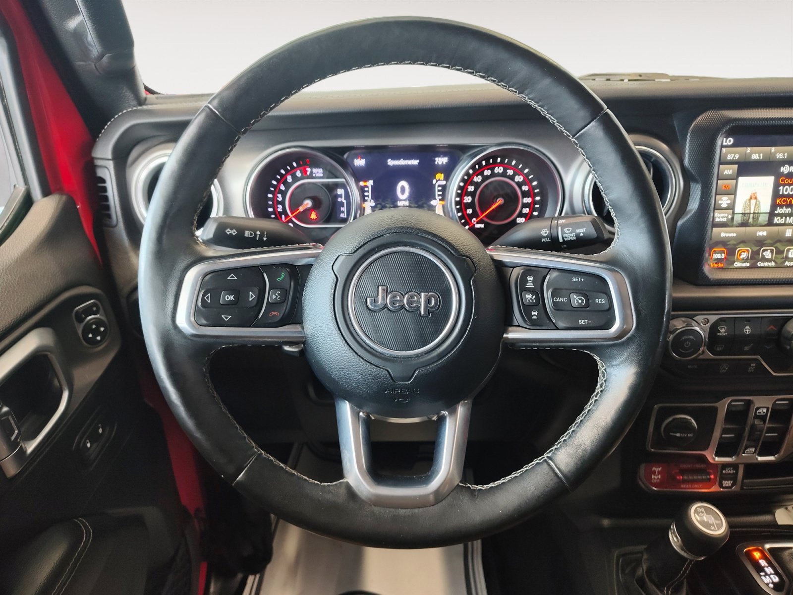 Used 2020 Jeep Gladiator Rubicon AWD/4WD image 14